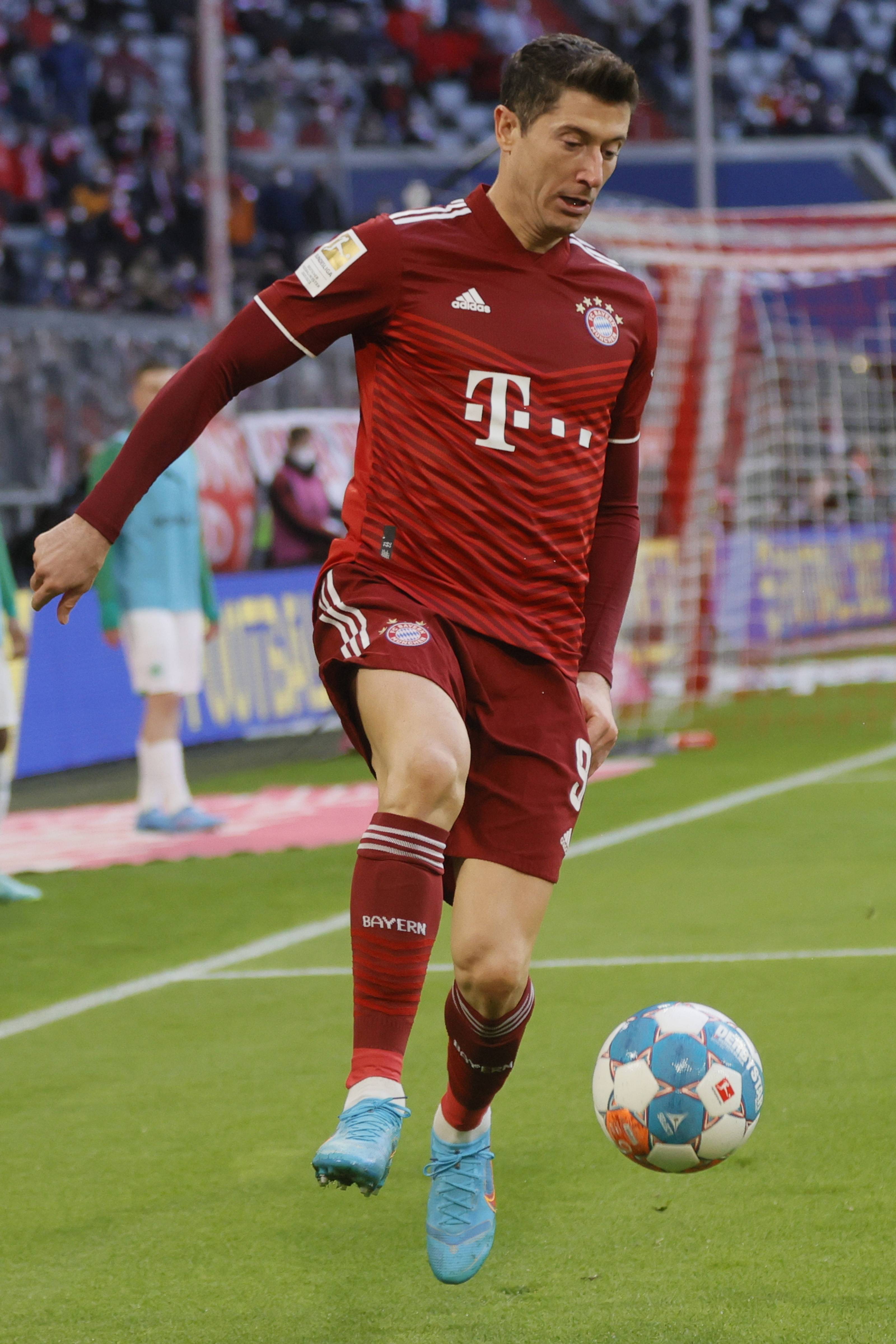 爱游戏APP-关于爆冷引发热议！，莱万多夫斯基在德国队比赛中表现优异再创辉煌时刻的信息