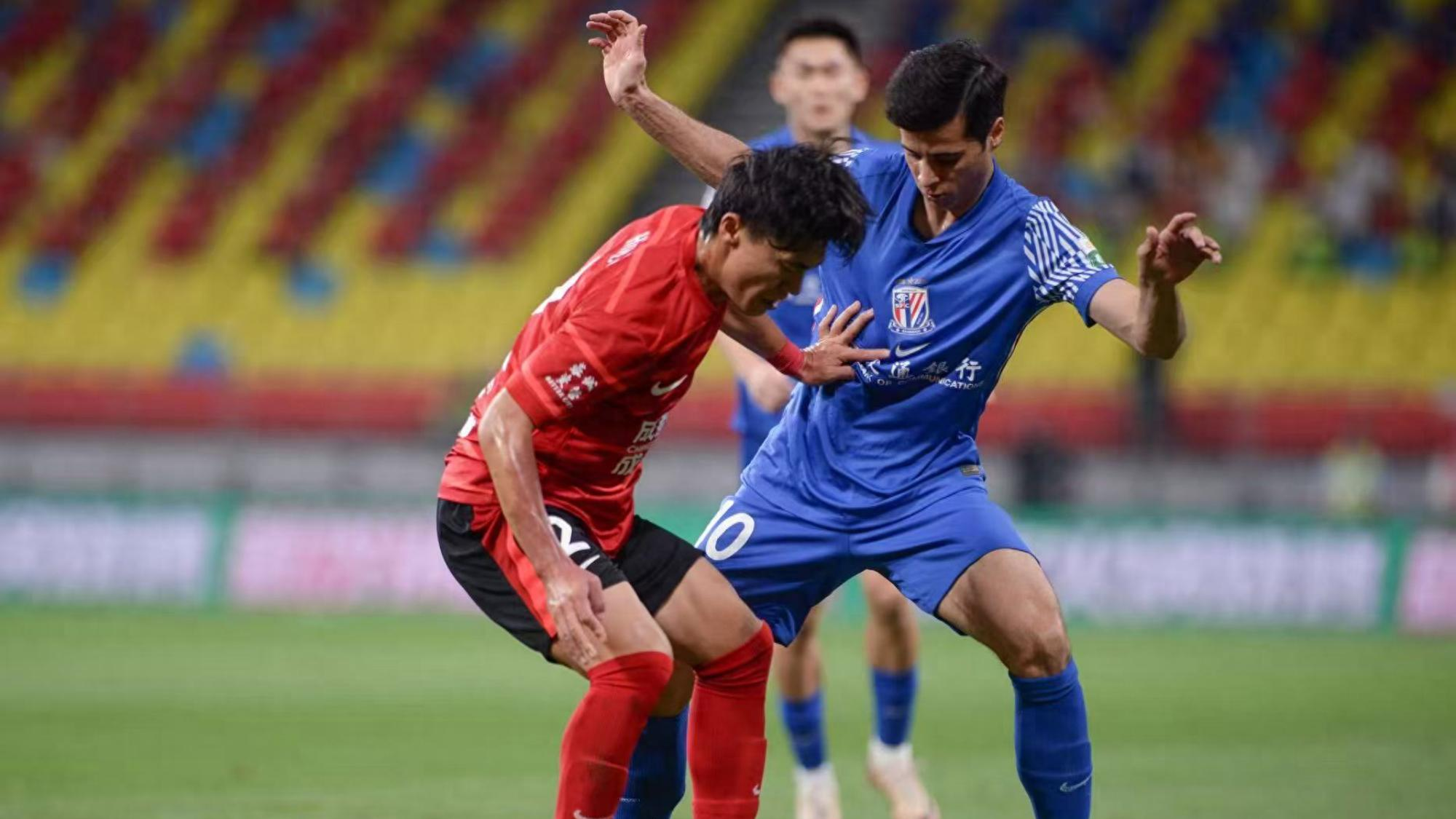 aiyouxi-包含成都蓉城发布备战花絮，清晨手感冰凉，意大利杯任务艰巨，球探报告显示潜力的词条