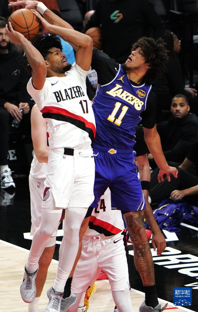 爱游戏在线-赛地聚焦——NBA总决赛今夜热度飙升；波特兰开拓者完成体检；赛场秩序良好；训练强度明显提升的简单介绍